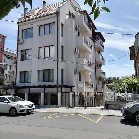 White Home-apartament Burgaz