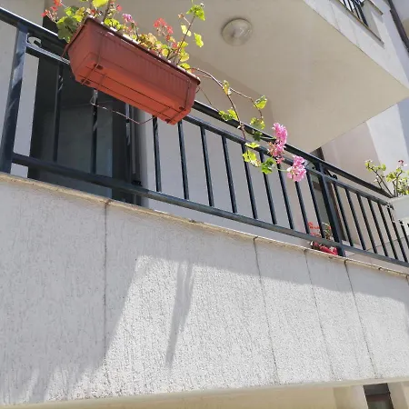 White Home-apartament Burgas City