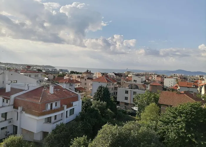 Апартамент White Home-apartament *