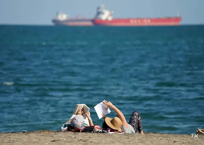 White Home-apartament