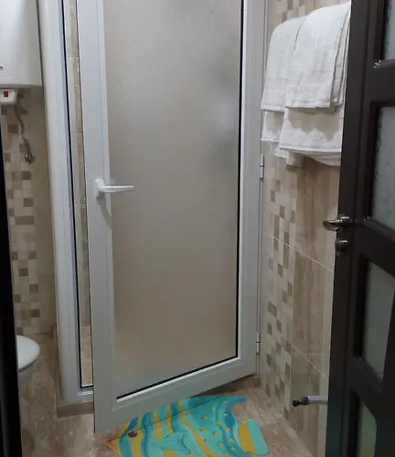 White Home-apartament