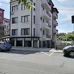 Apartman White Home-apartament *