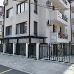 White Home-apartament * Burgasz