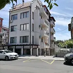 White Home-apartament Burgasz