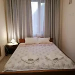 Apartman White Home-apartament *