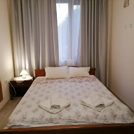 Apartamento White Home-apartament *