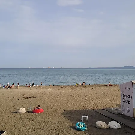 White Home-apartament Burgas City